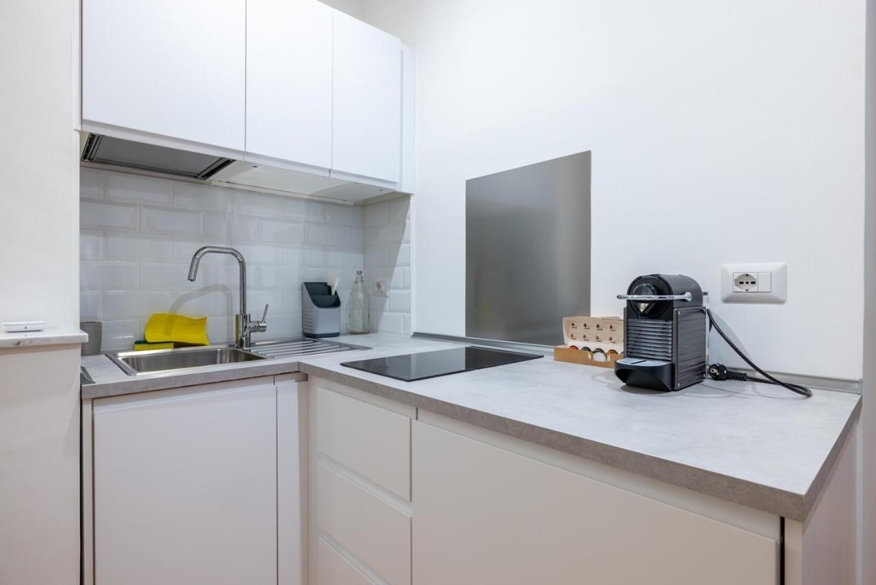 Elle Cavour Apartment Rome Exterior photo